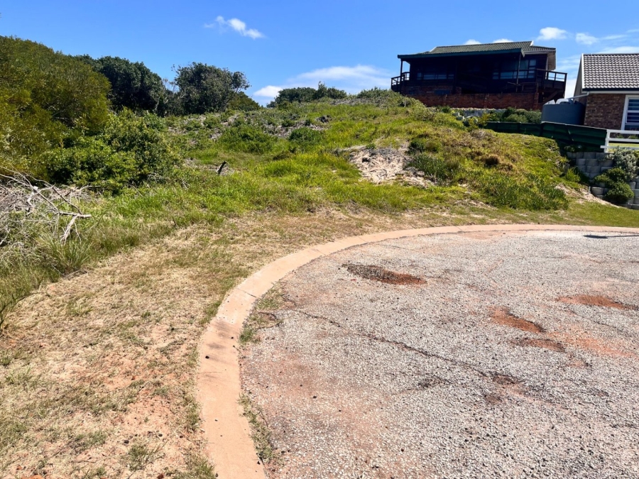  Bedroom Property for Sale in Paradise Beach Eastern Cape